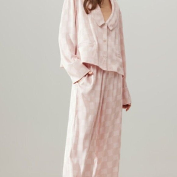 Statement Collar Cropped Pajama Set by Nap Loungewear size XS. B009 - Picture 2 of 5